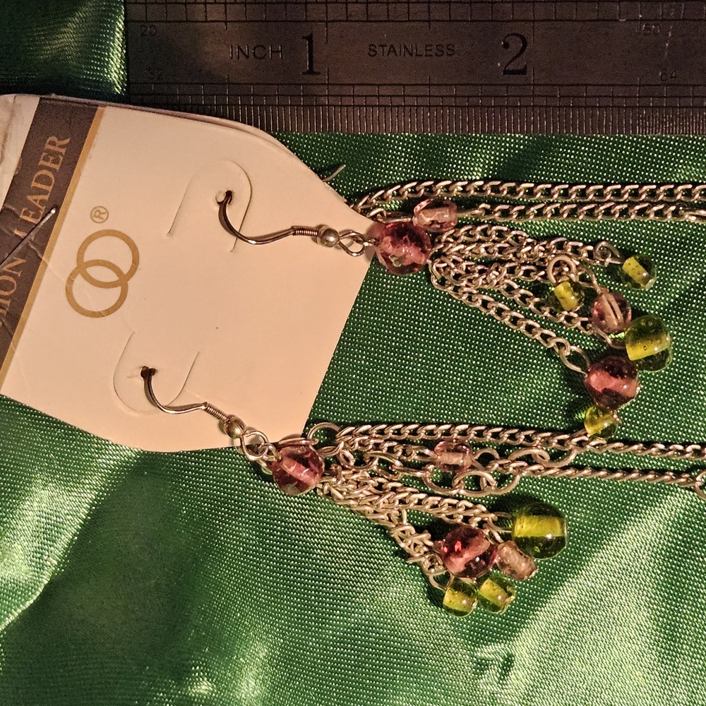Green and Silver Elegant Earrings with Delicate Detailing